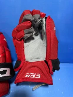 CCM Pro Stock Hockey Glove - Red/Black 13" -Hockeyvancouver IMG 3669